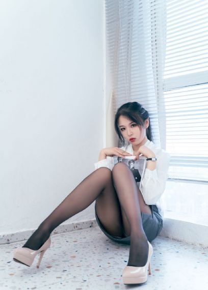 美妇岳的肉泬第13部分视频_高清免费观看