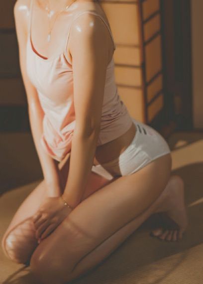直播衣服女主播纯欲超显身材_4K动漫在线观看